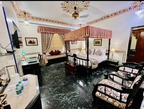 Umaid Mahal - A Heritage Style Boutique Hotel image 7